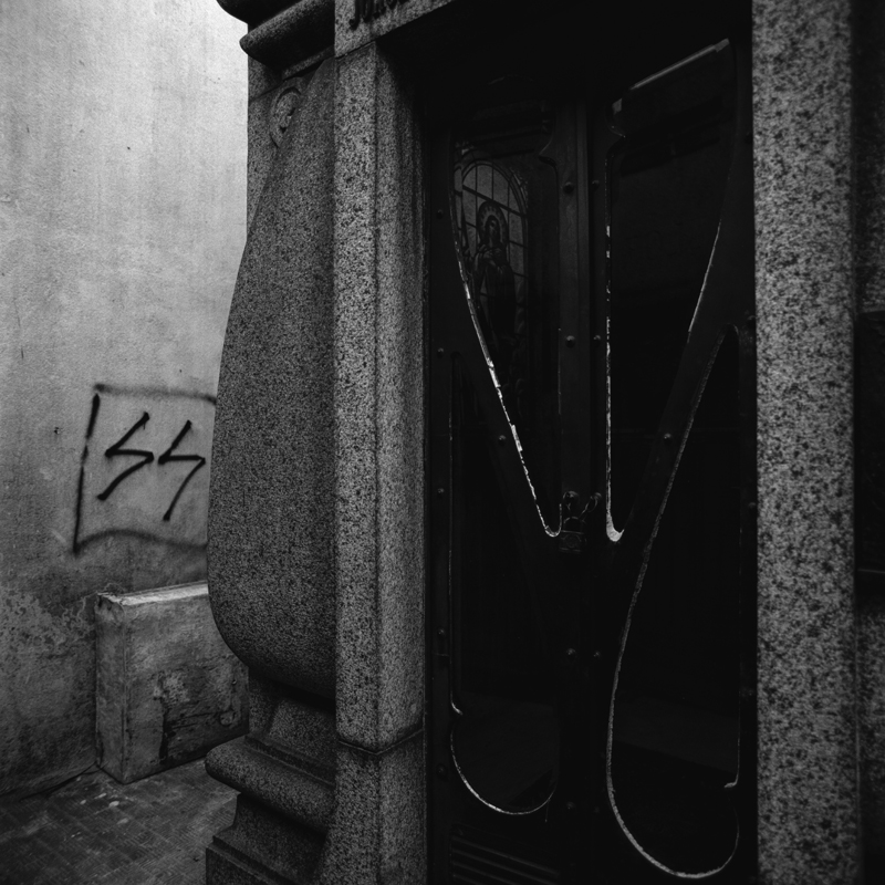 CCC200800606W020070_IMACON17DIVIDED_CLEAN_LR