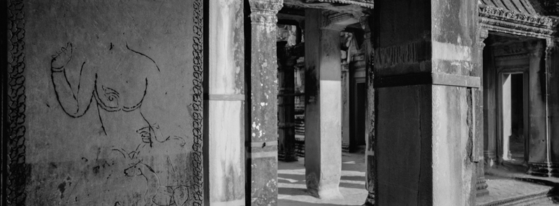 CCC200700235W336016_IMACON2EXTDIVIDED-3_CLEAN_LR