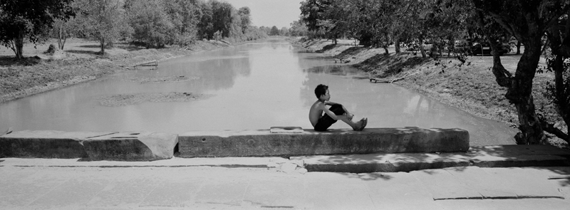 CCC201000255W345007_IMACON4EXTDIVIDED_CLEAN_LR