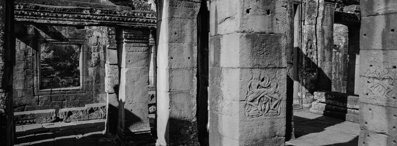 CCC201000255W345028_IMACON2EXTDIVIDED-2_CLEAN_LR