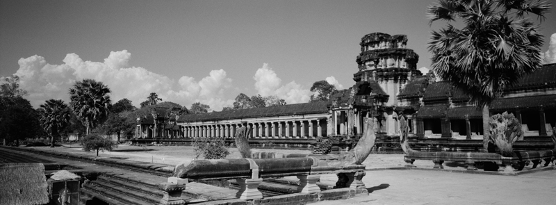 CCC201000255W343014_IMACON3EXTDIVIDED-3_CLEAN_LR