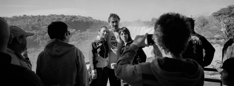 CCC200900255W278029_IMACON12DIVIDED_CLEAN_LR