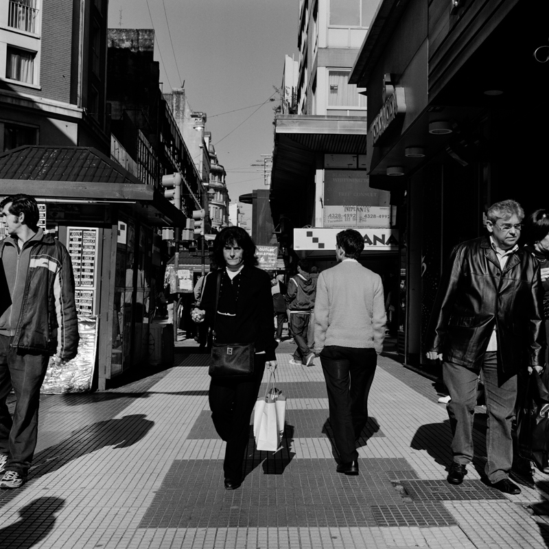 CCC201000606W235021_IMACON8DIVIDED_CLEAN_LR