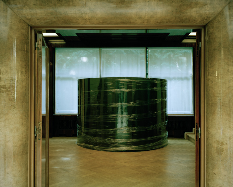 Labour Anonymous II: Vernissage [COLOR] [SQUARE] 10