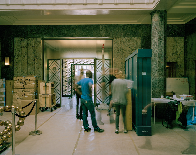 Labour Anonymous II: Vernissage [COLOR] [SQUARE] 14