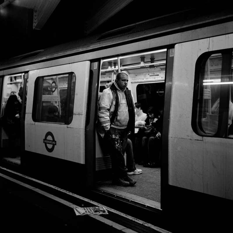 CCC200900606W037023_IMACON11DIVIDED_CLEAN_LR