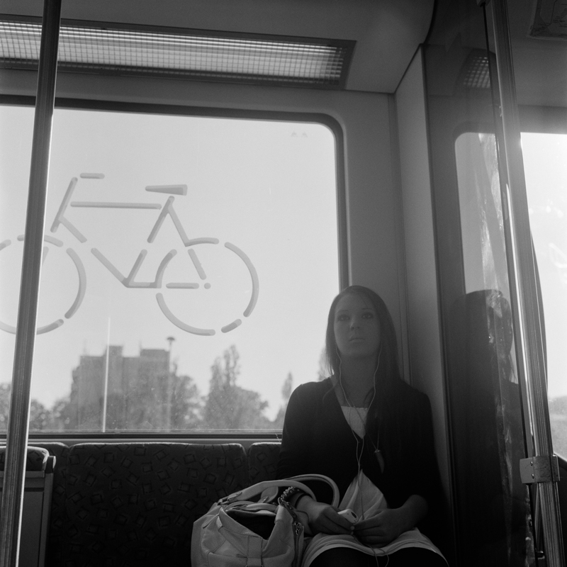 CCC200900606W196021_IMACON2DIVIDED_CLEAN_LR