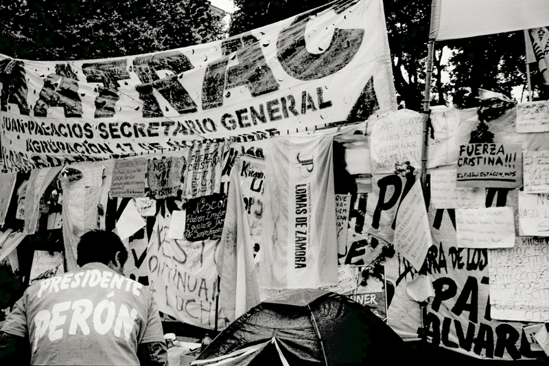 CCC201012135W043024_IMACON4EXTAB-E-LR